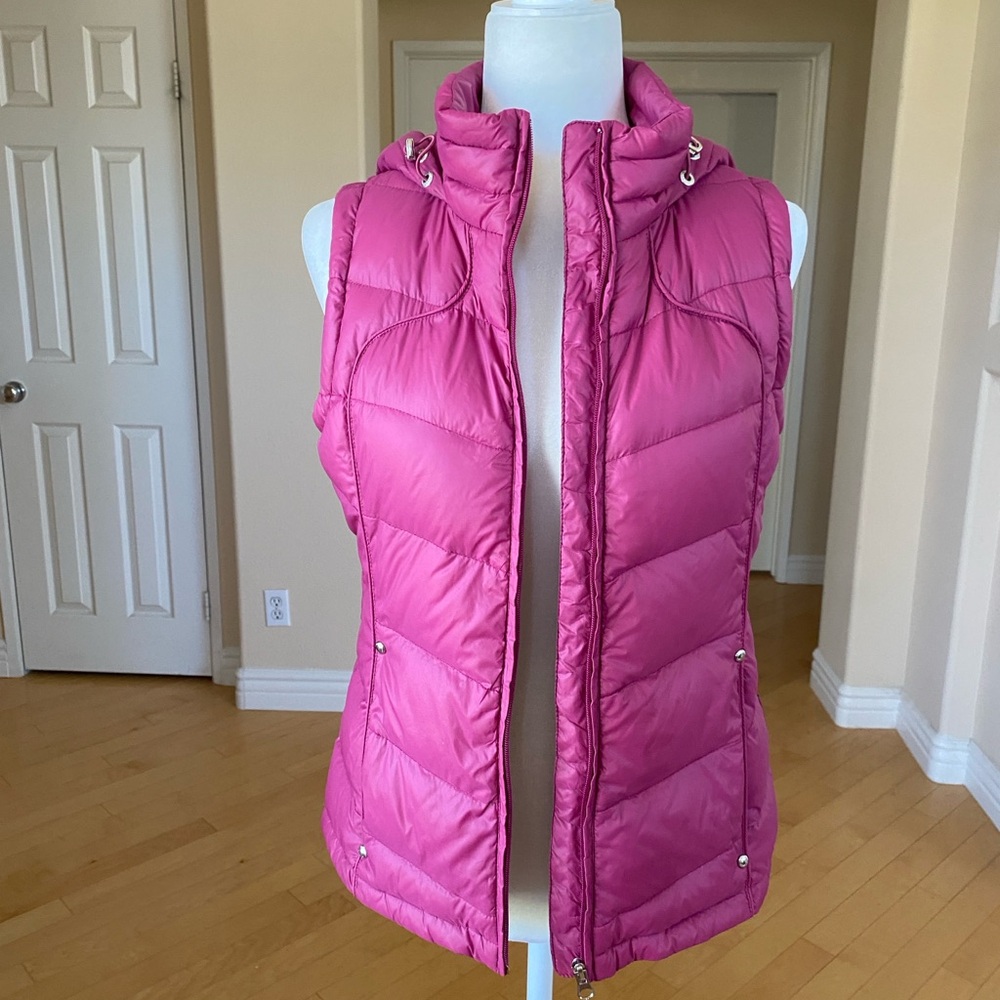 Calvin Klein Down Hooded Puffer Vest with High Collar Side Pocket Zippers